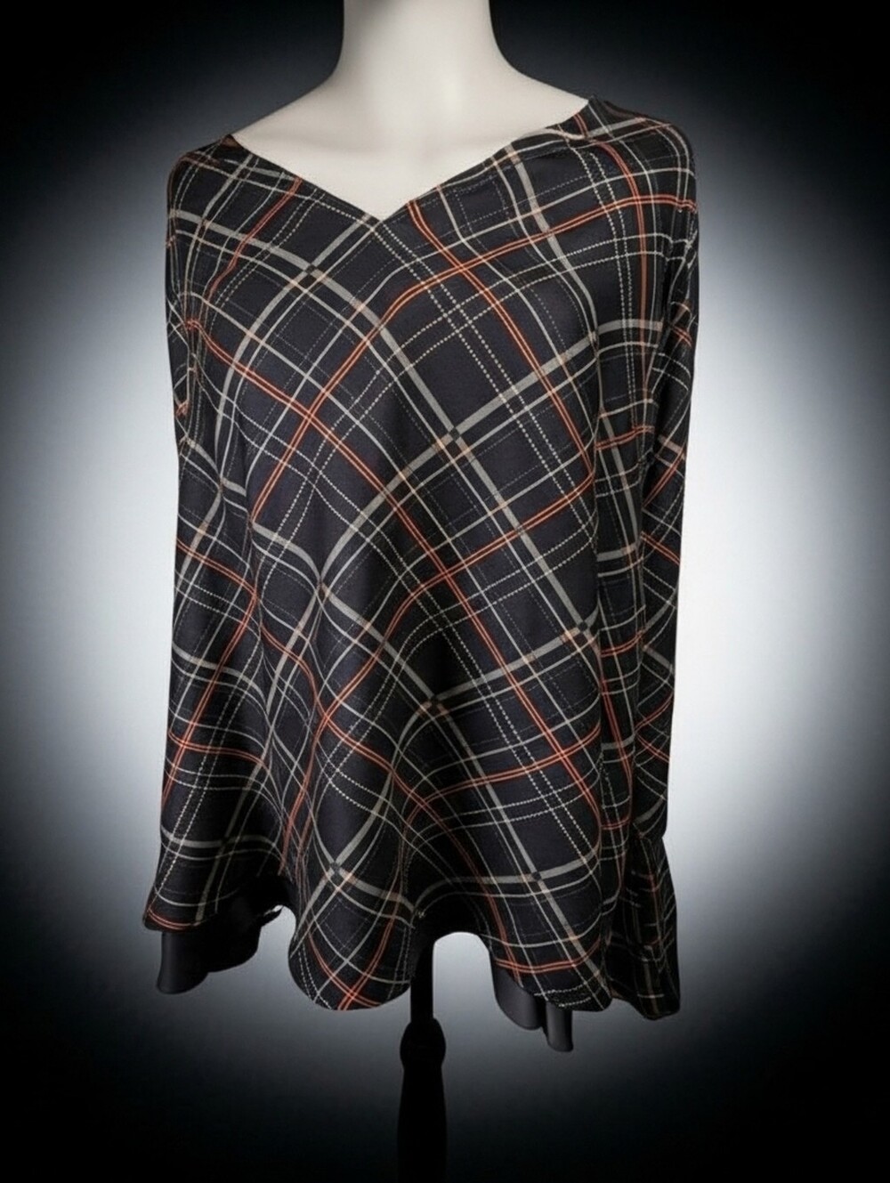 Lauren Conrad Plaid V-Neck Tunic Top in Navy with Multicolor Crosshatching (025)